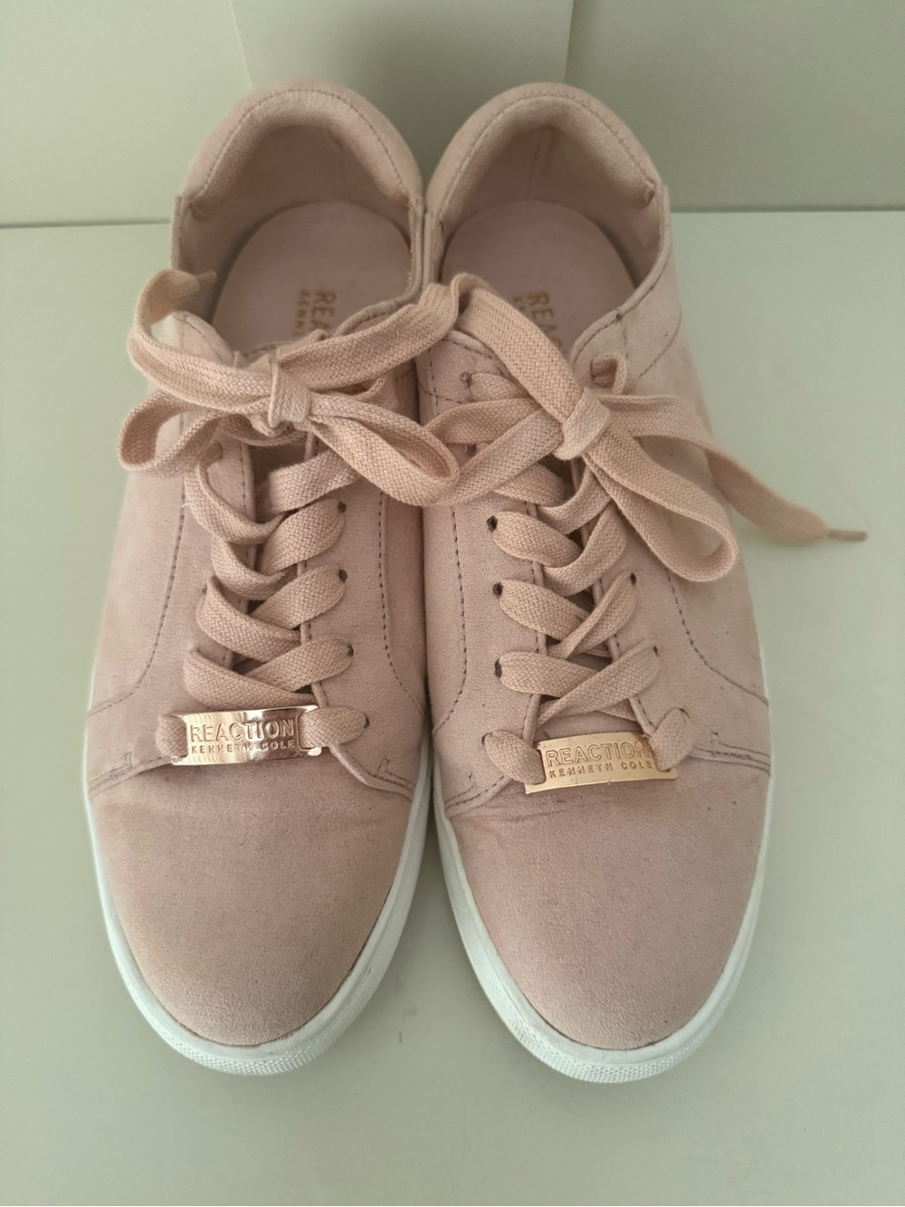 Kenneth Cole Reaction Women's Blush Pink Suede Low-Top Sneakers